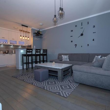 Athena Apartman Lukavica Esterno foto
