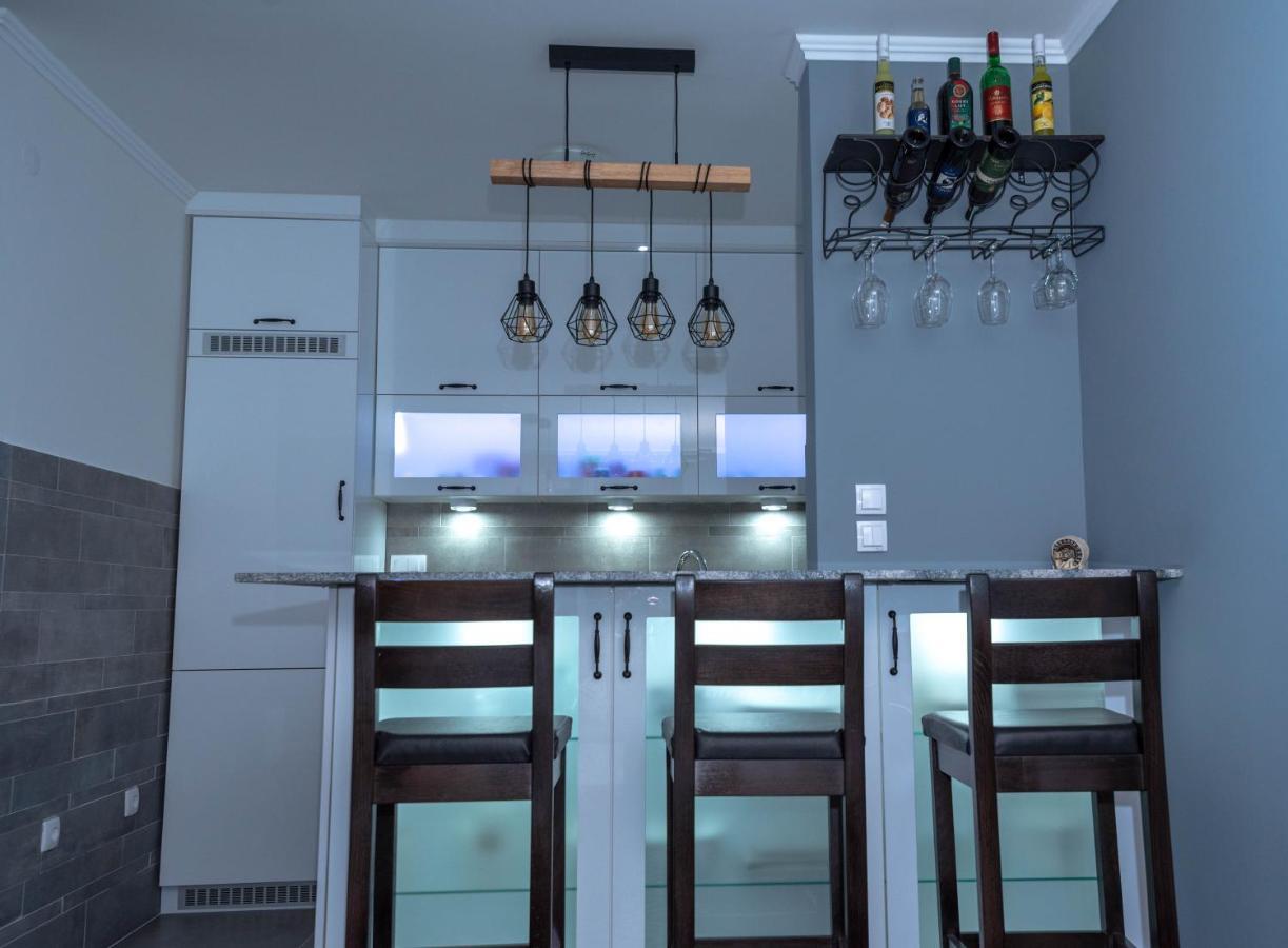 Athena Apartman Lukavica Esterno foto