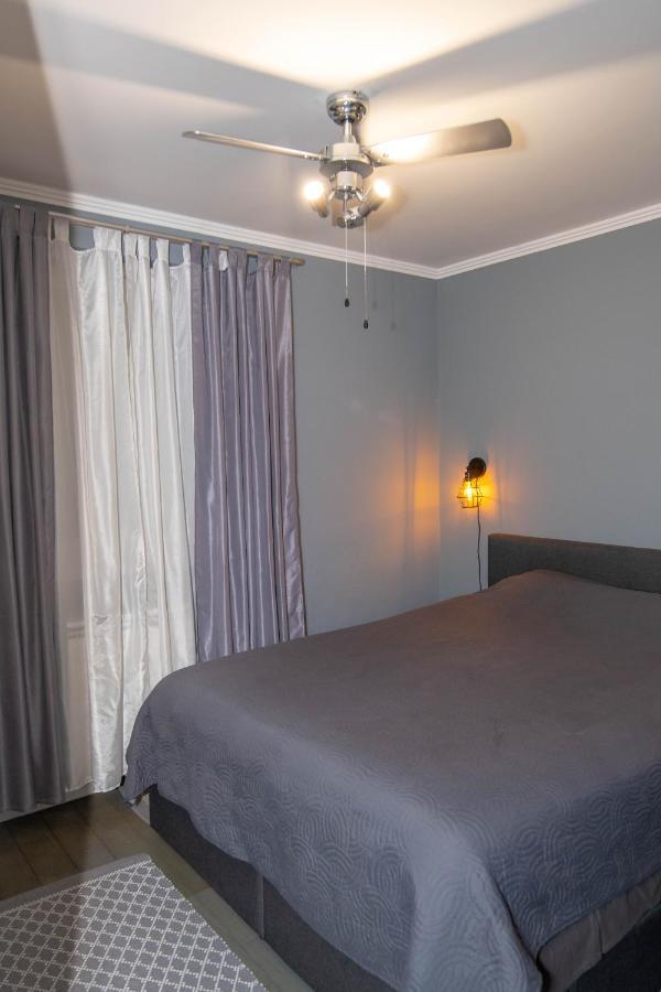 Athena Apartman Lukavica Esterno foto
